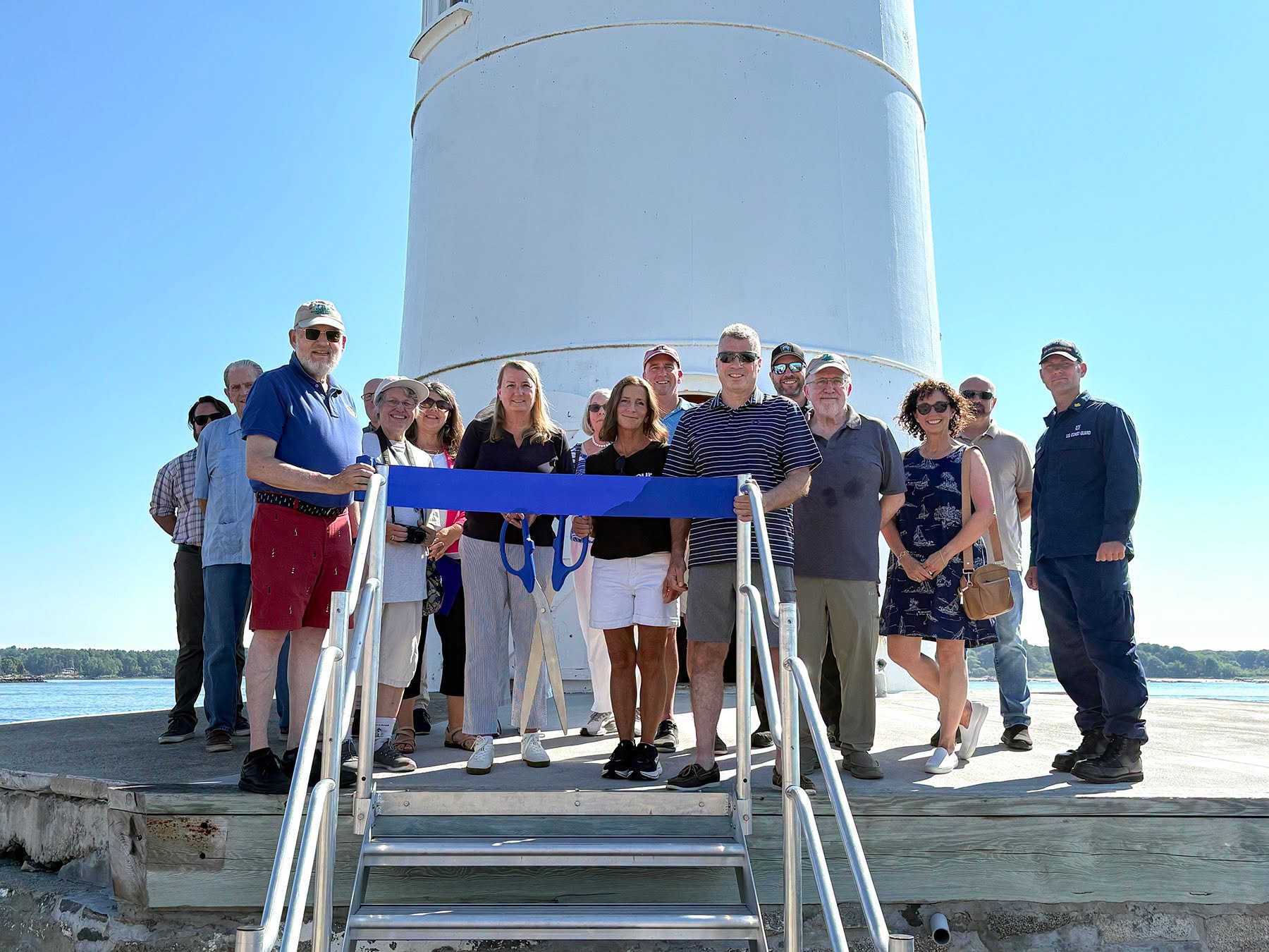 Portsmouth Harbor Light ribbon cutting ceremony group photo — courtesy Bob and Ann Trapani